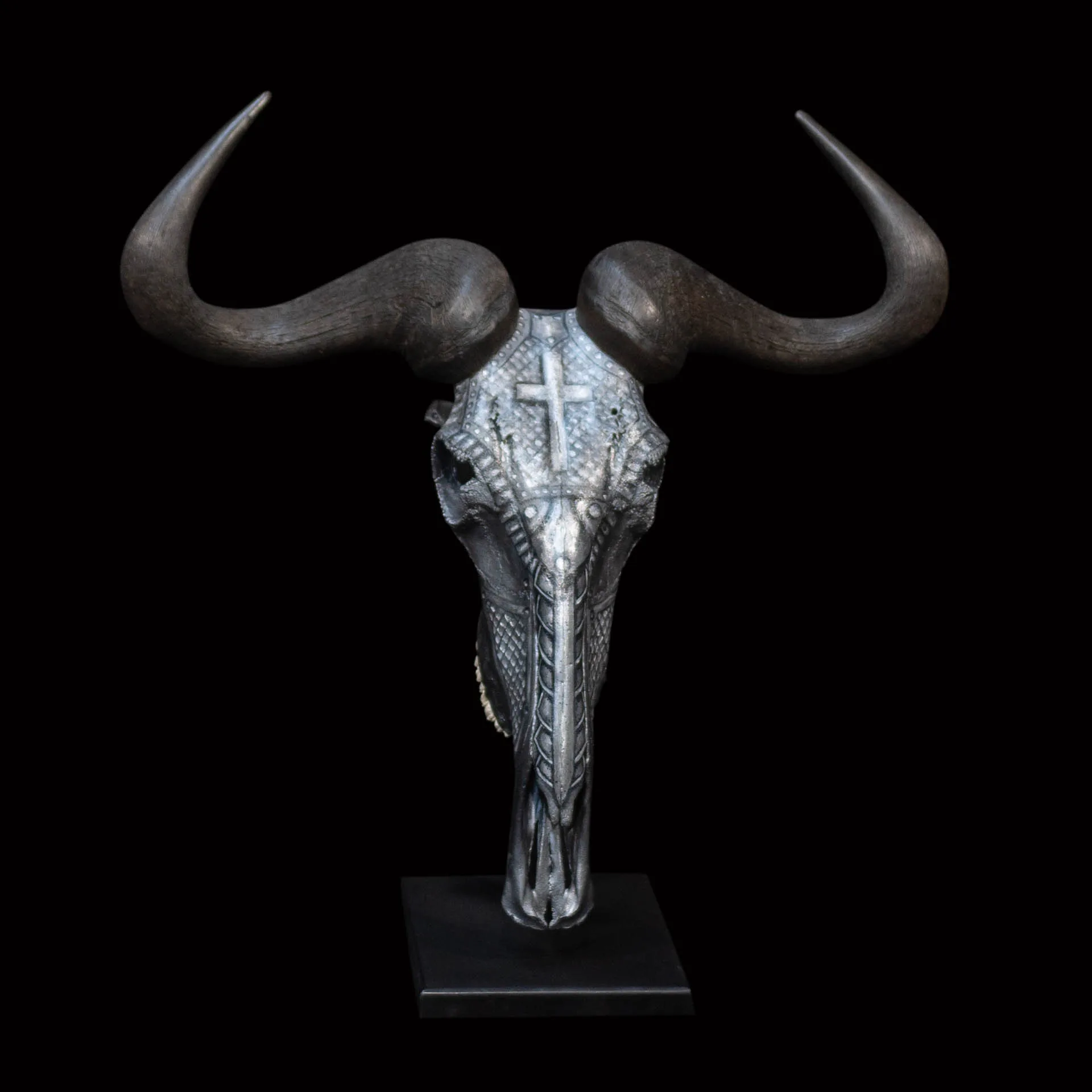 Blue Wildebeest Skull Cross Skull Mount — Highveld Taxidermists