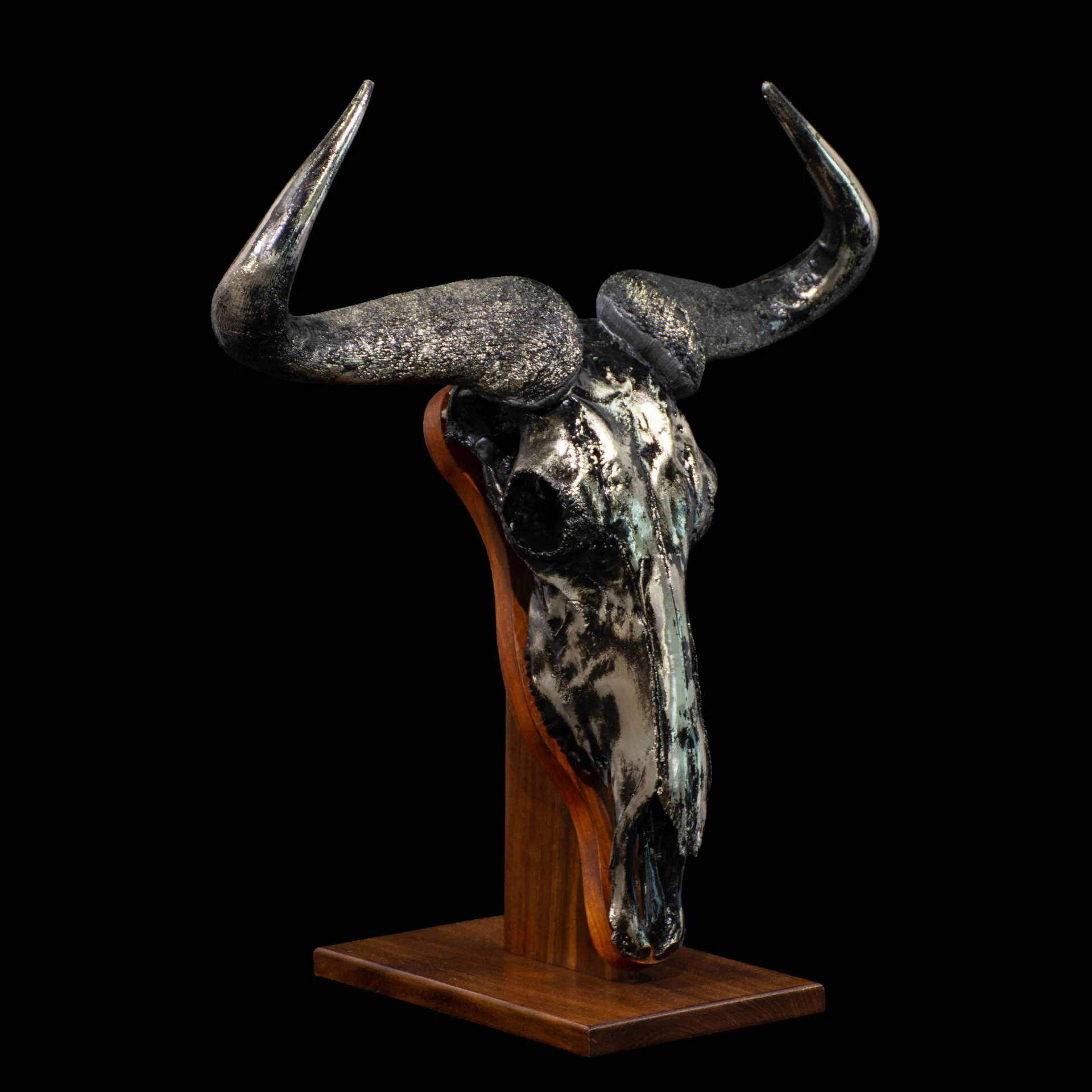 Wildebeest Nickel Desktop 2 Skull Mount — Highveld Taxidermists