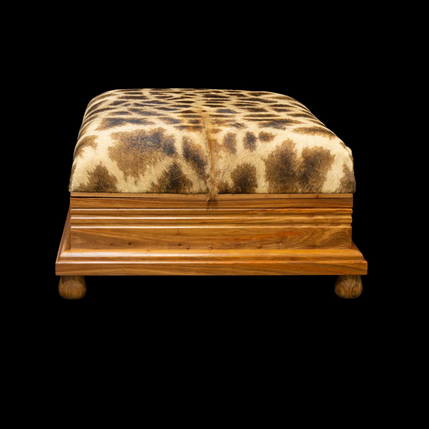 Giraffe Ottoman Storage — Highveld Taxidermists