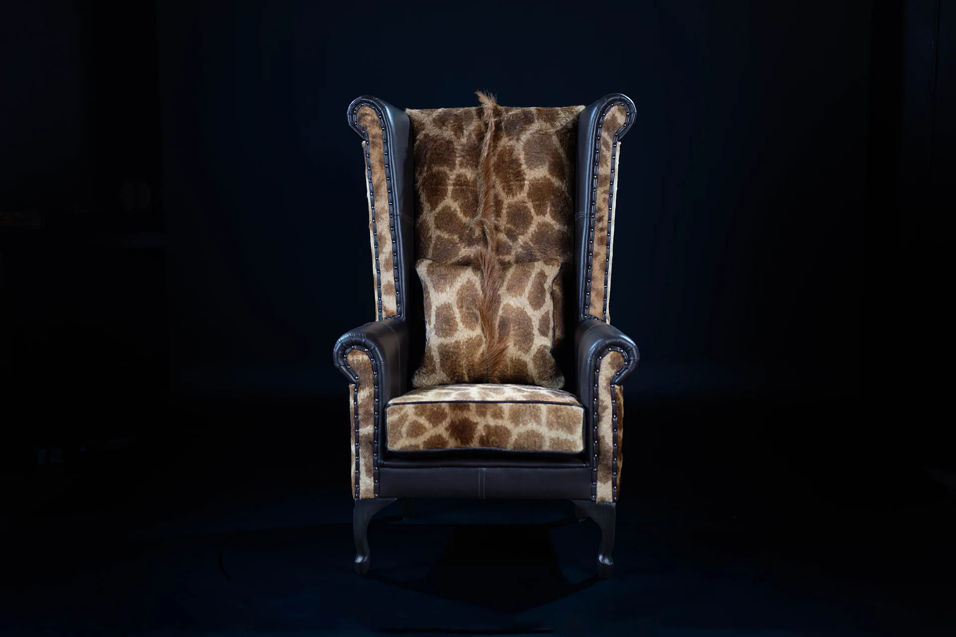 Giraffe Wingback Chair — Highveld Taxidermists