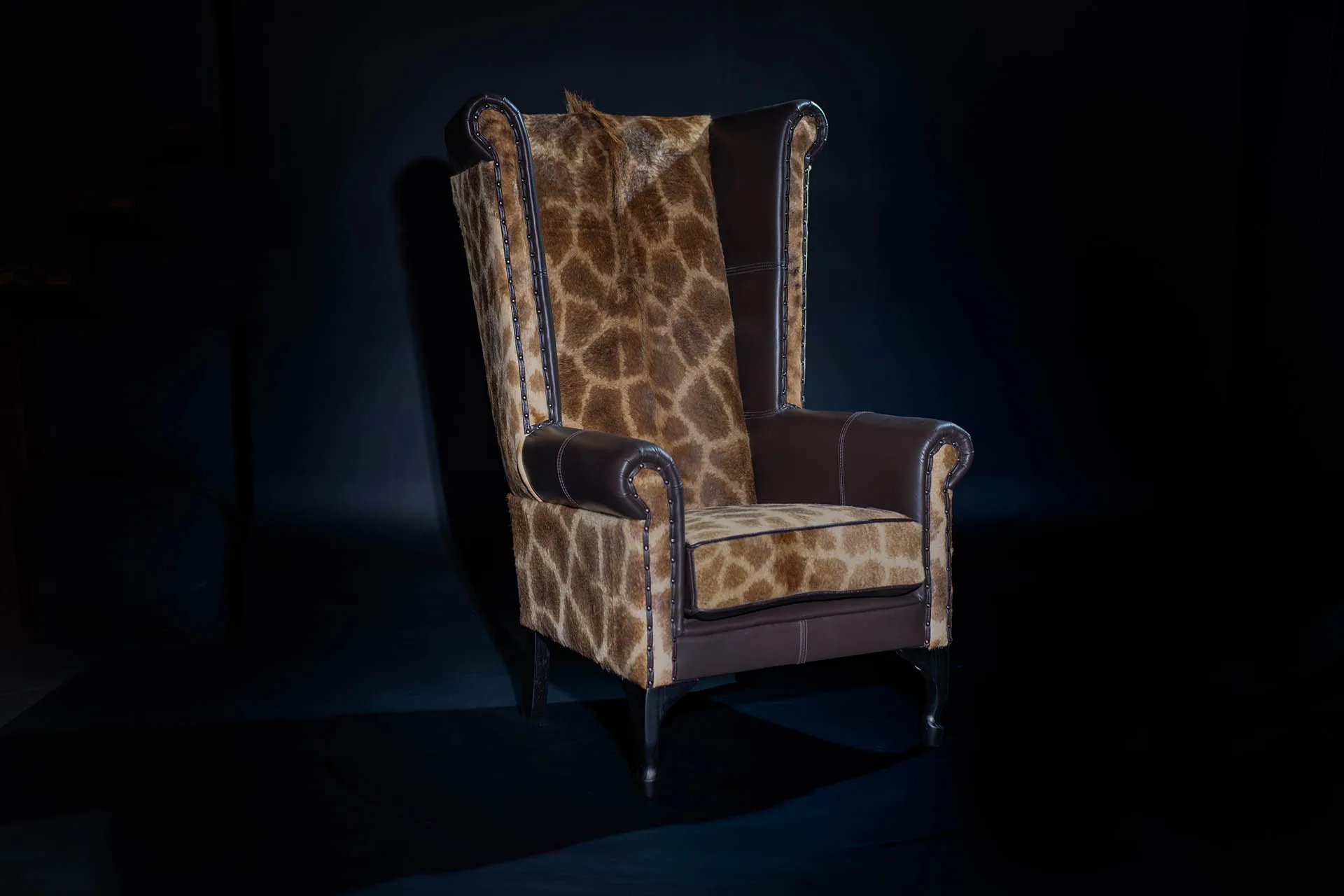 Giraffe Wingback Chair — Highveld Taxidermists