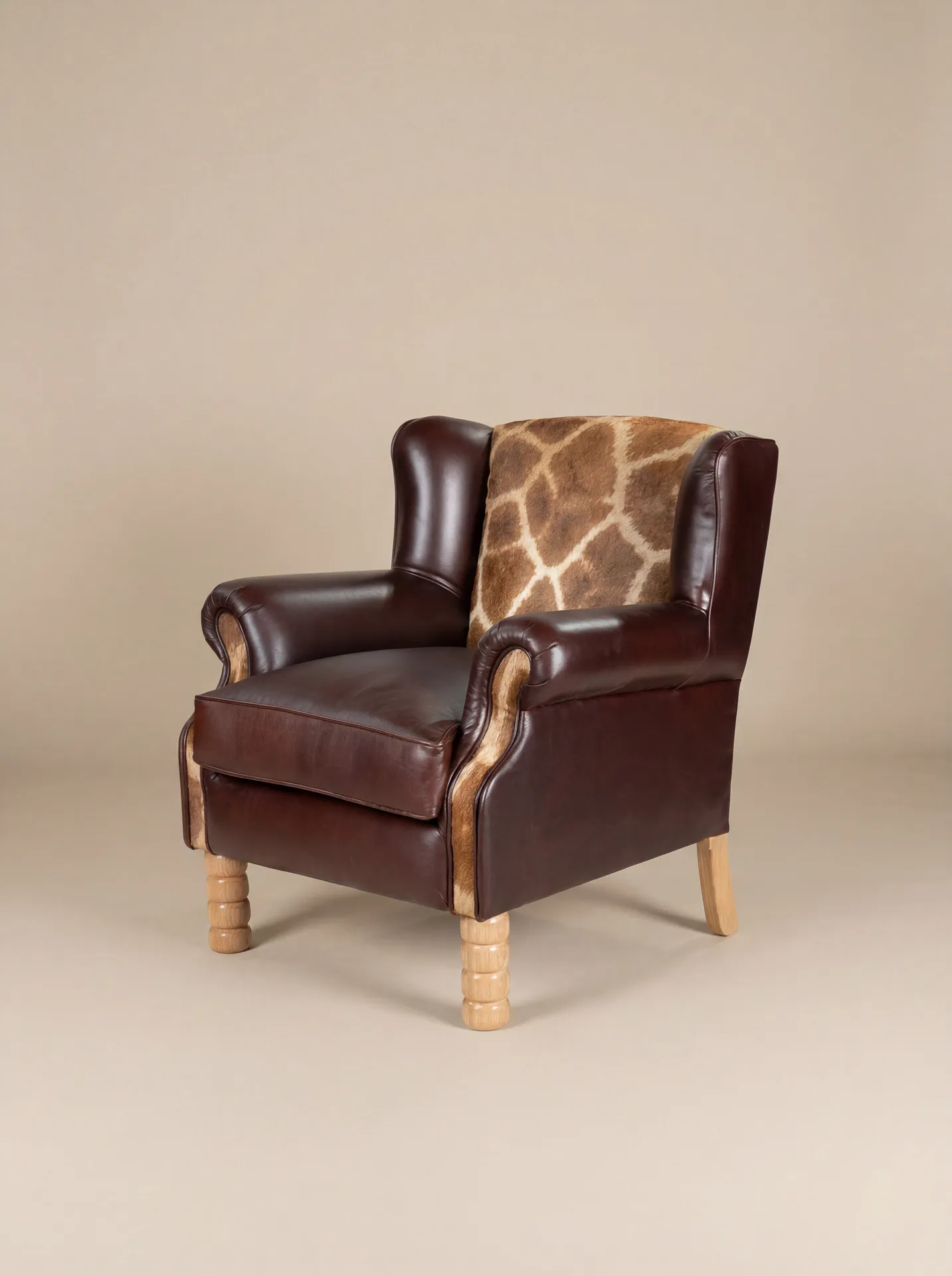 Giraffe Chair — Highveld Taxidermists